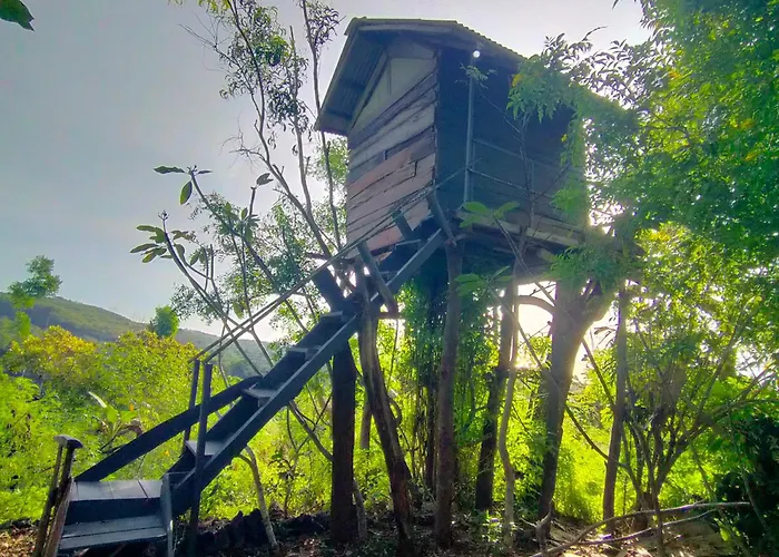 Ferienpark Rumah Pohon Batununggul